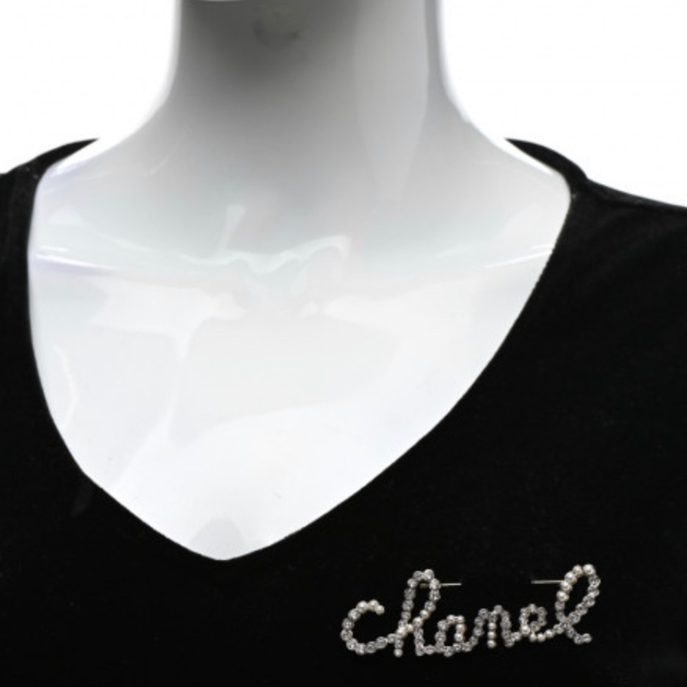 CHANEL
Metal Glass Swirling Pearls Brooch Pin Gold - Picture 8 of 8